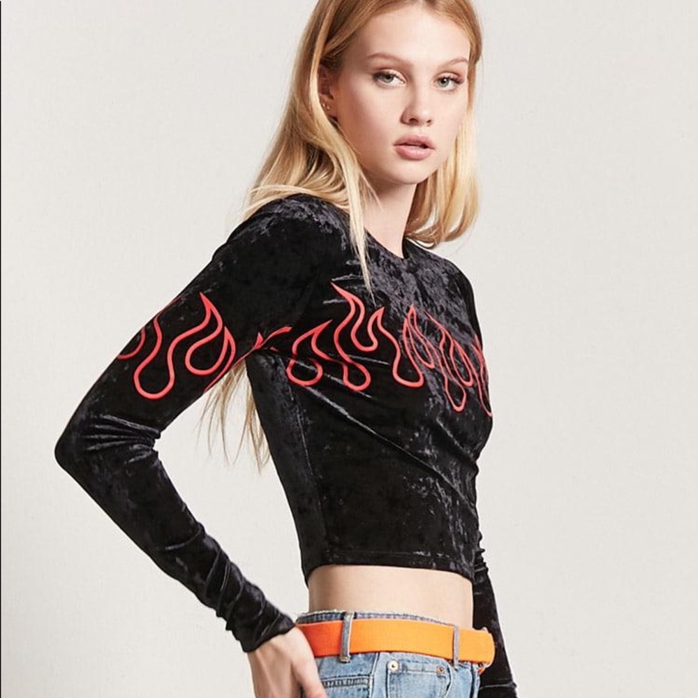 Velvet flame top